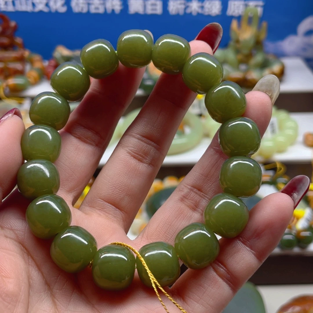 透闪石质玉未镶嵌手串