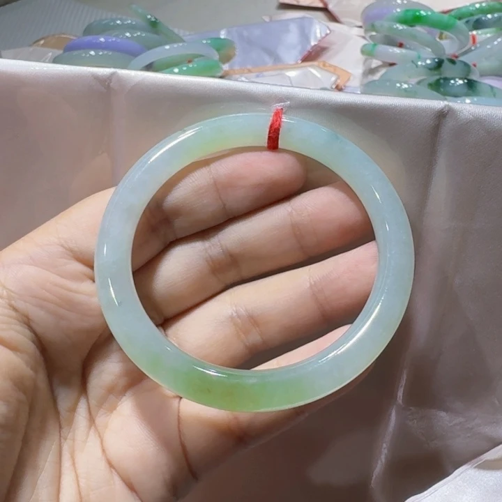 未镶嵌手镯翡翠54