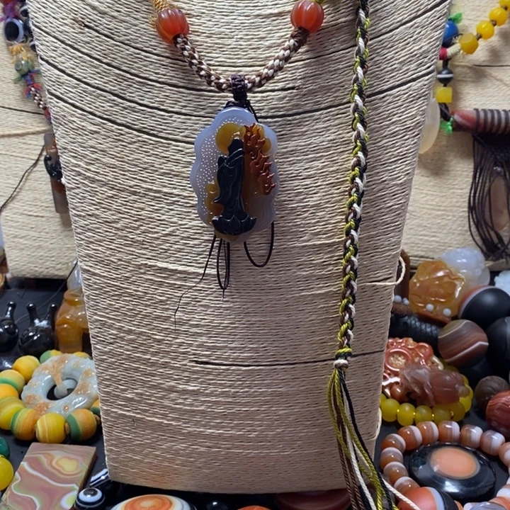 双***️玛瑙/玉髓未镶嵌手链