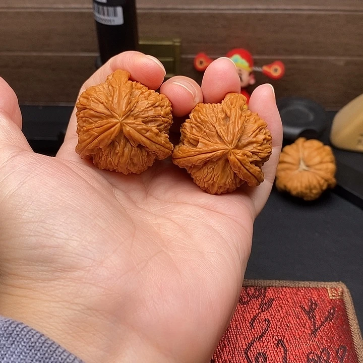 年***我把件文玩核桃白奔