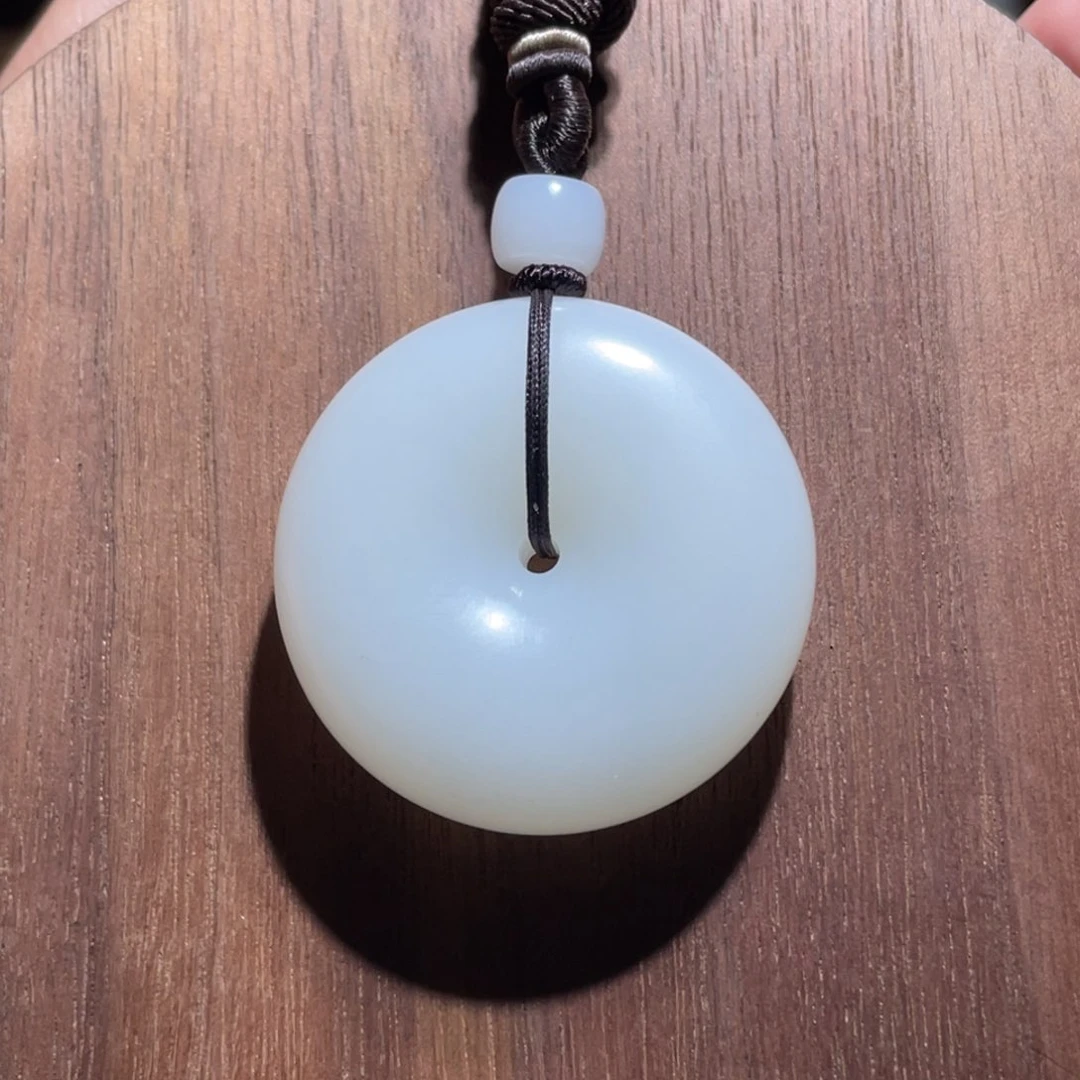 未镶嵌手链和田玉泽**妈卡35