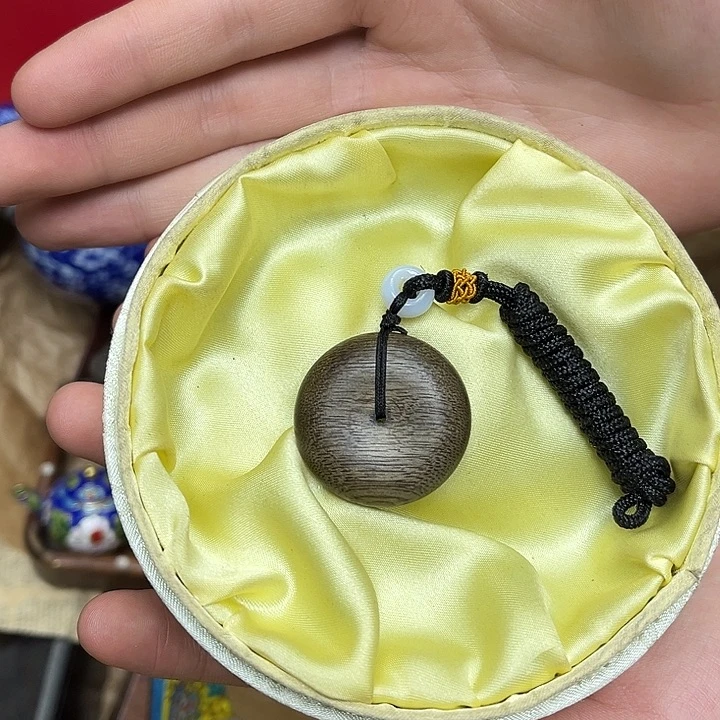 大叶紫檀（黑酸枝木类）