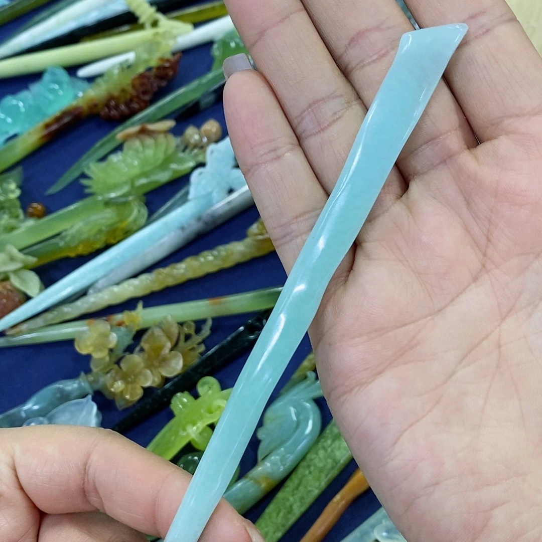 蛇纹石玉发簪未镶嵌