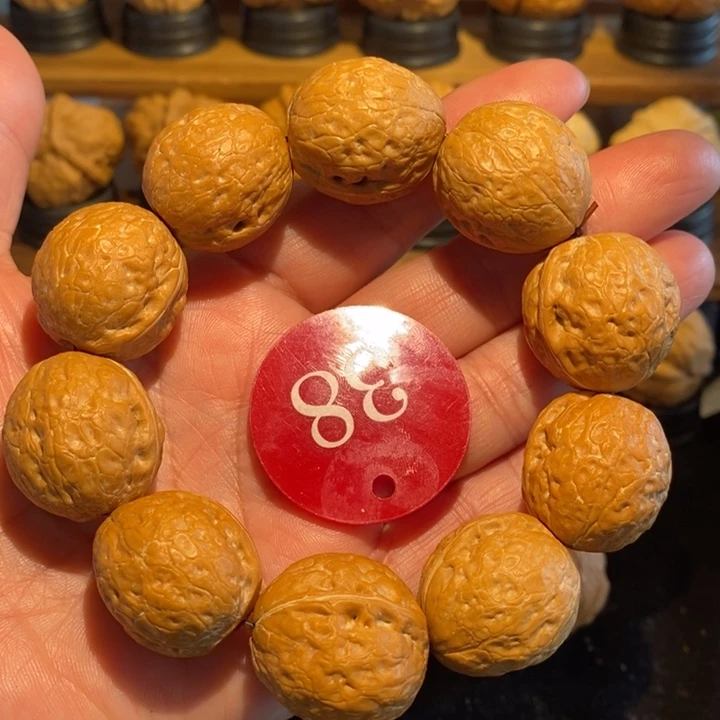 铁核桃龙珠24尺手串