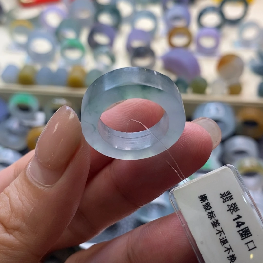 未镶嵌定制翡翠翡翠