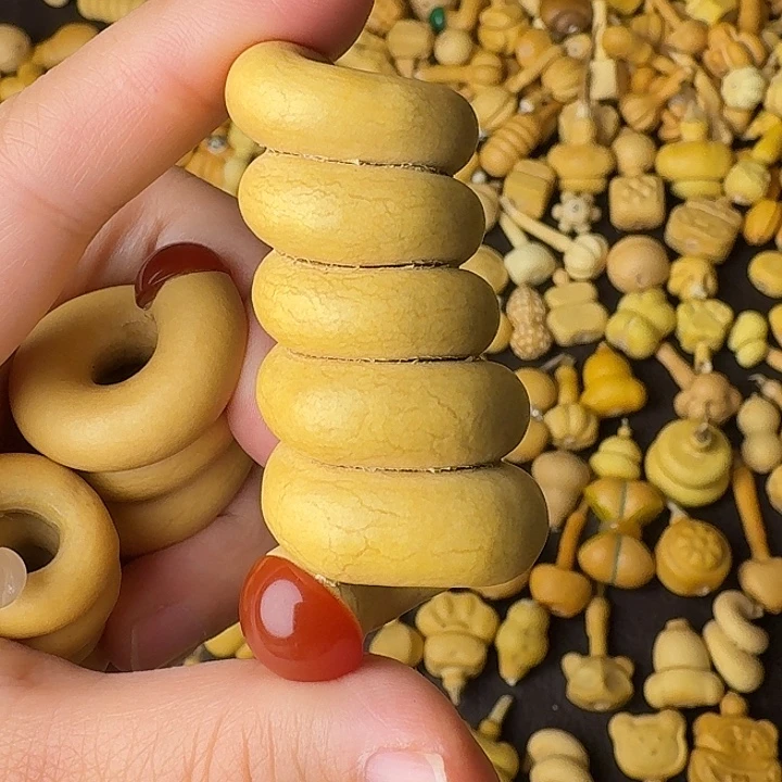 葫芦笙是最可爱滴小孩啦呜呜太