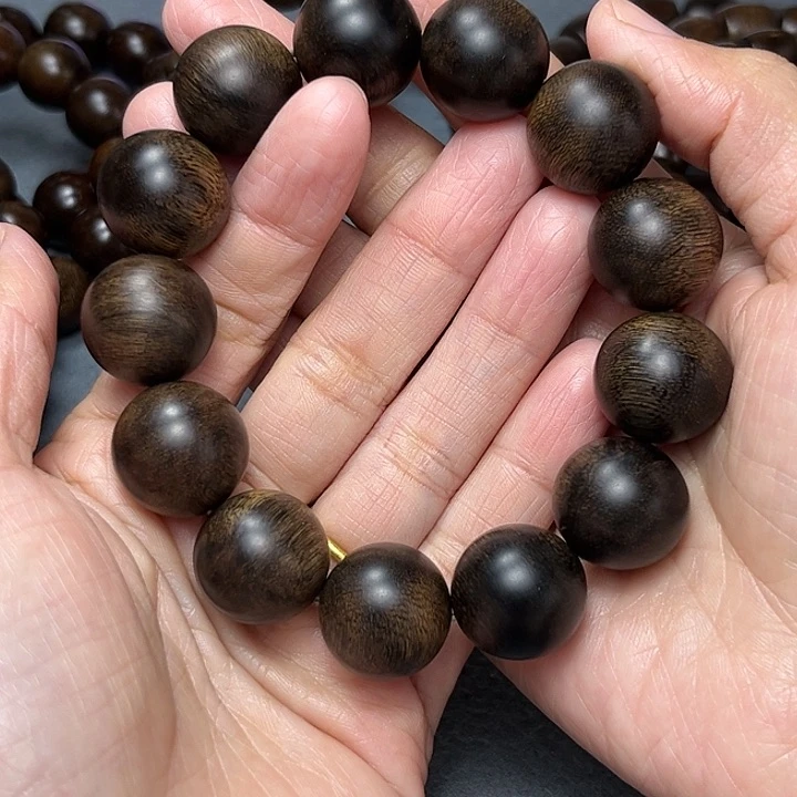 沉香手串青*白棋留疤