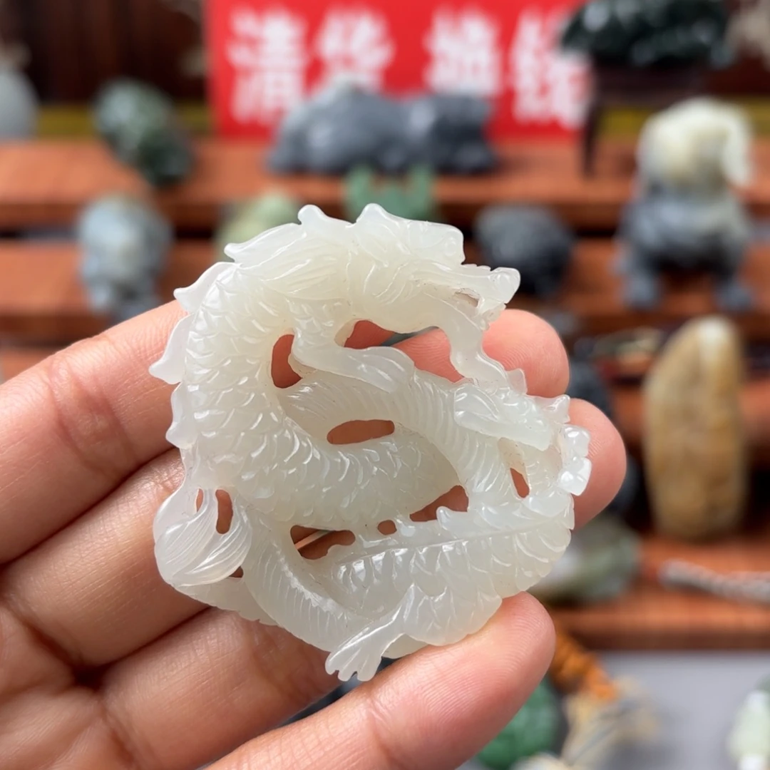 莫***箭和田玉未镶嵌挂件