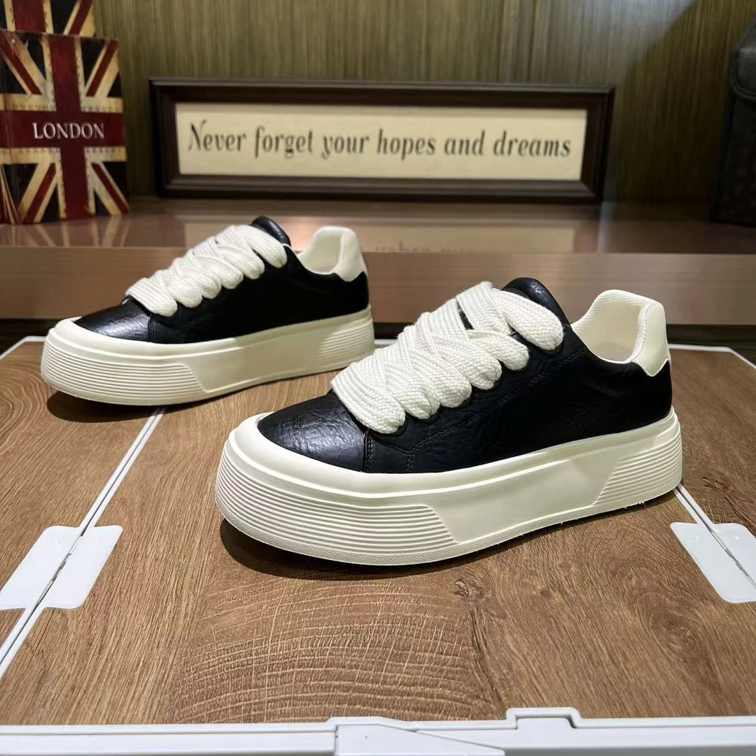 2025秋季新款厚底时尚百搭增高轻便舒适个性潮流休闲男鞋（皮鞋码）
