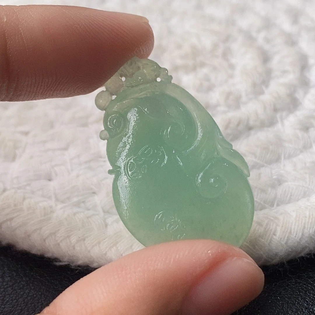 未镶嵌定制翡翠如意