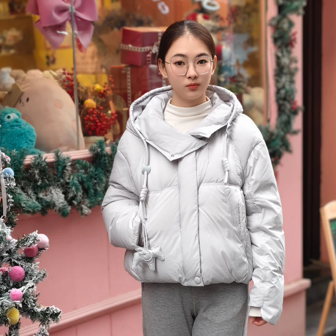 冬季新款时尚蓬松柔软连帽棉服
