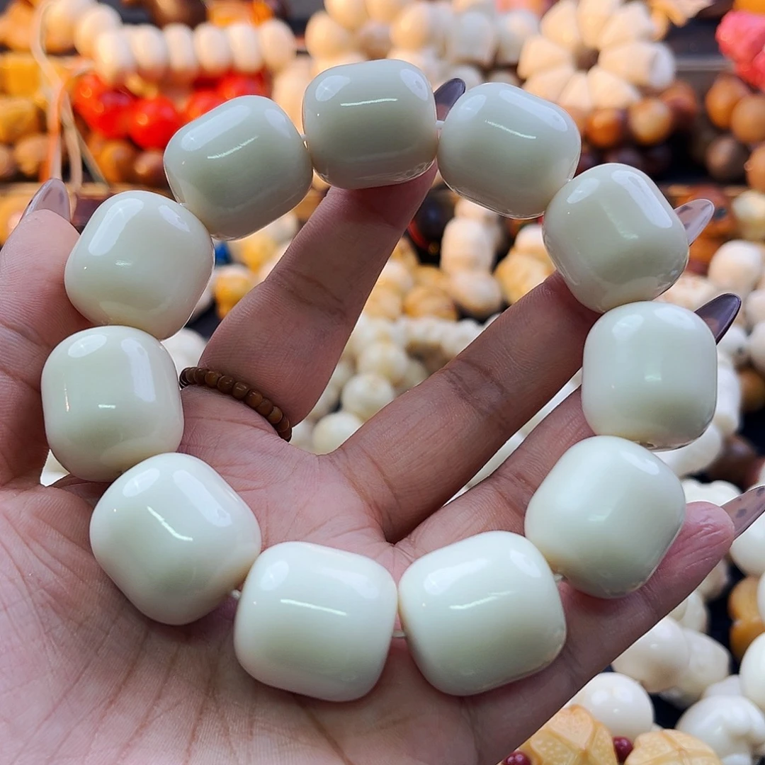 菩提根/象牙果手串桶珠