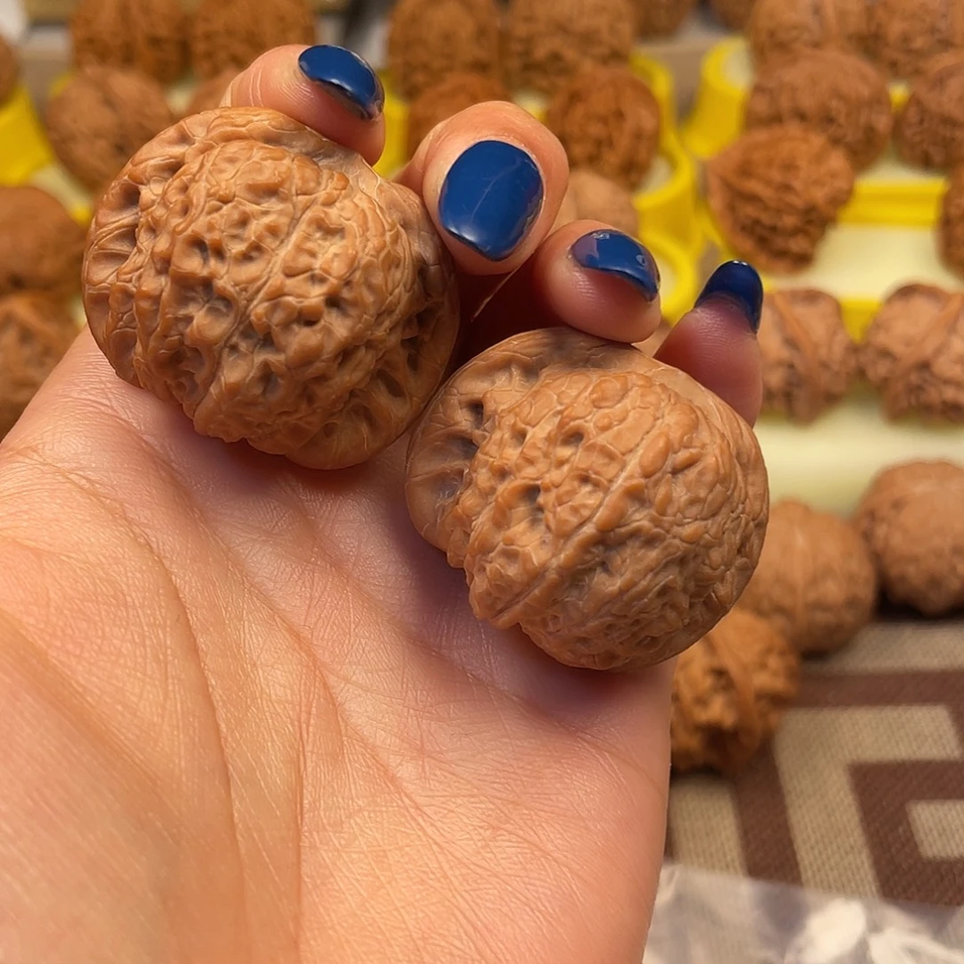 吊坠文玩核桃血麒麟