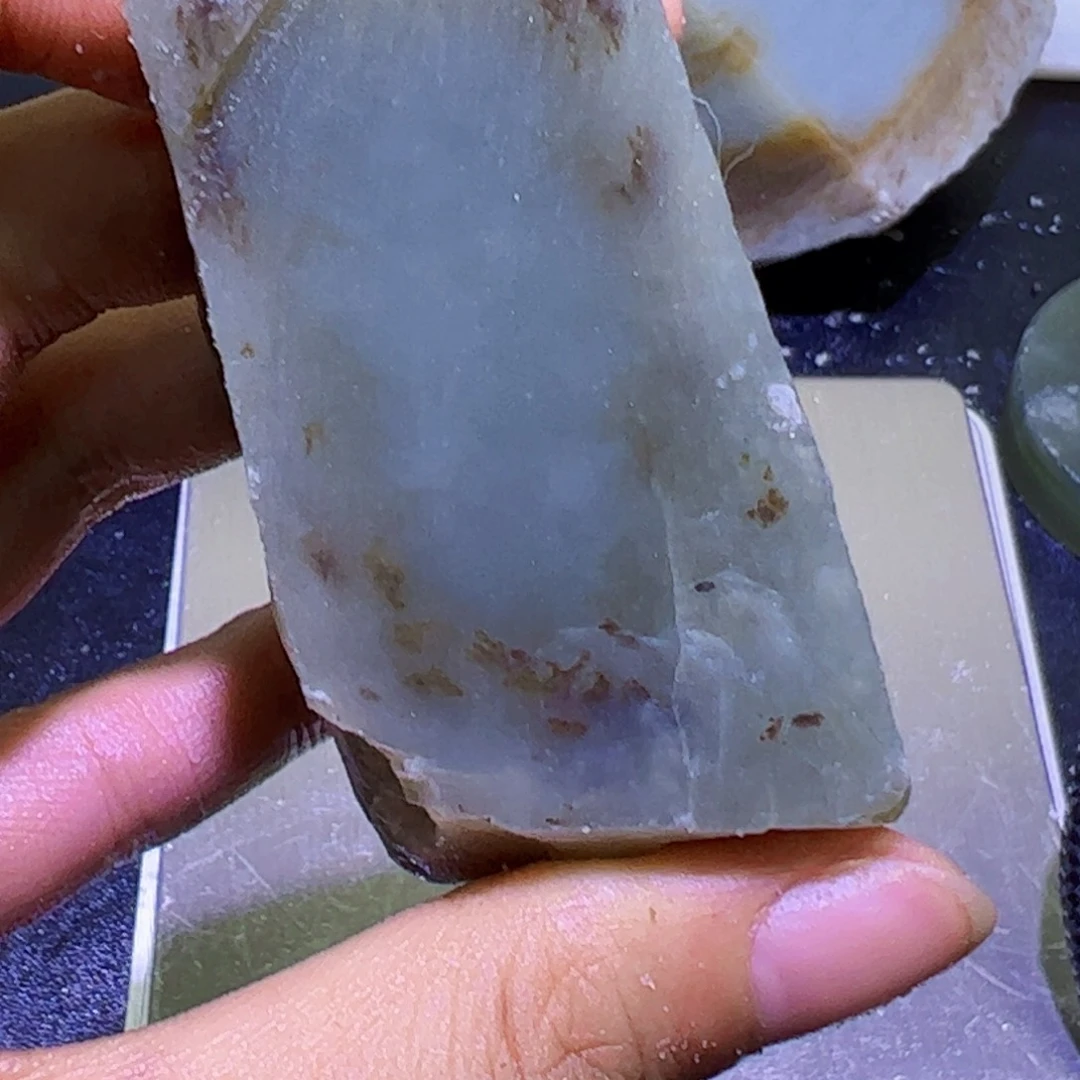 和田玉未镶嵌珠宝半成品