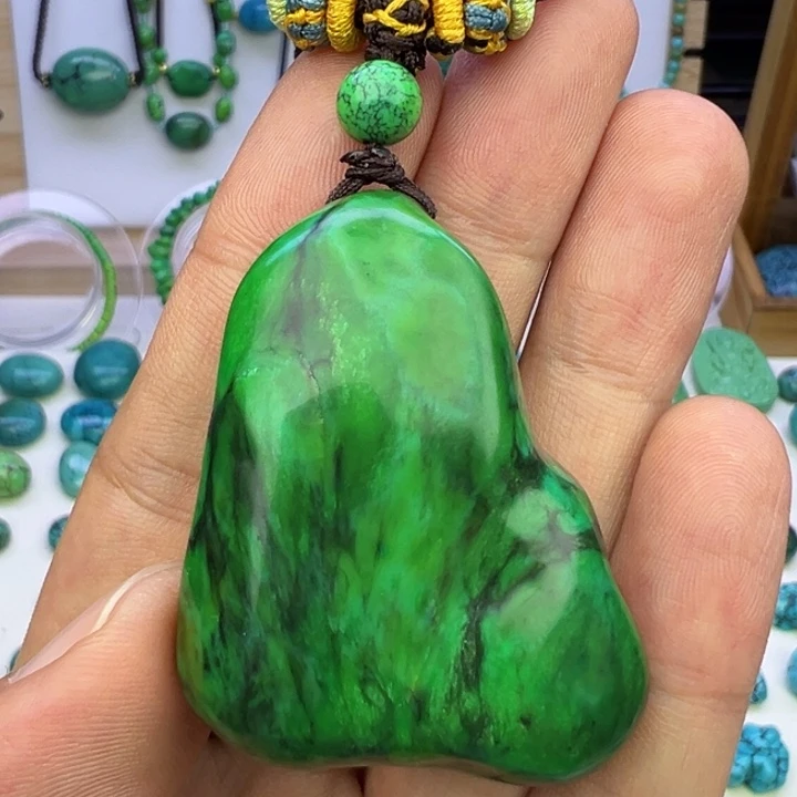 菜籽绿水草纹随型吊坠