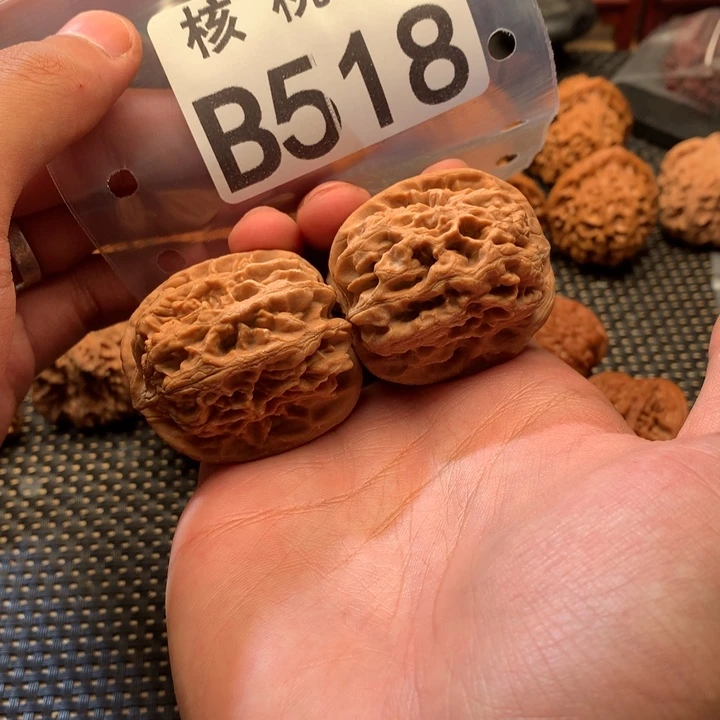 吊坠文玩核桃西北