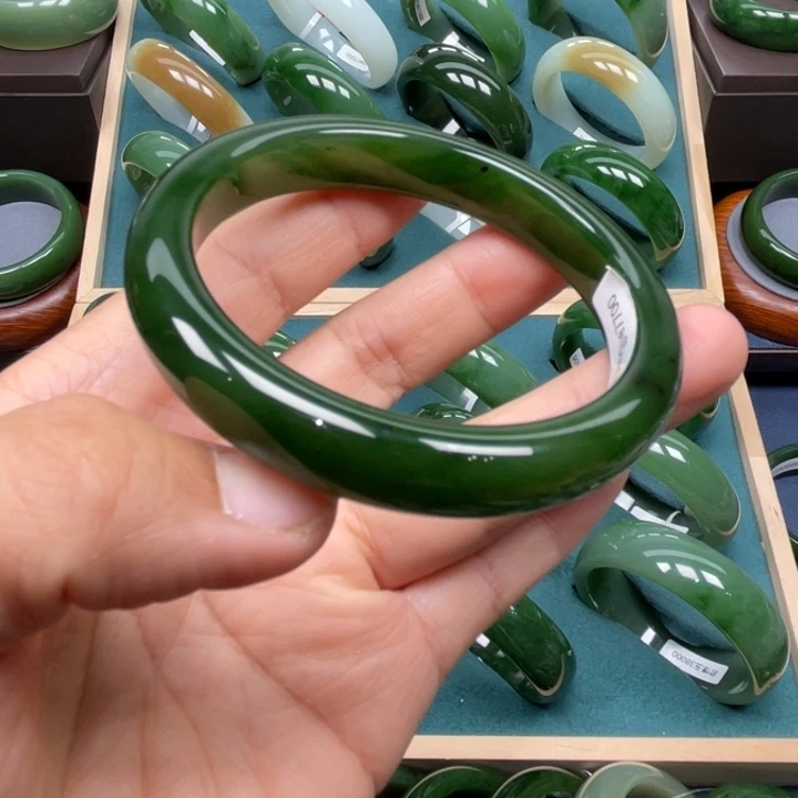未镶嵌手镯和田玉5960