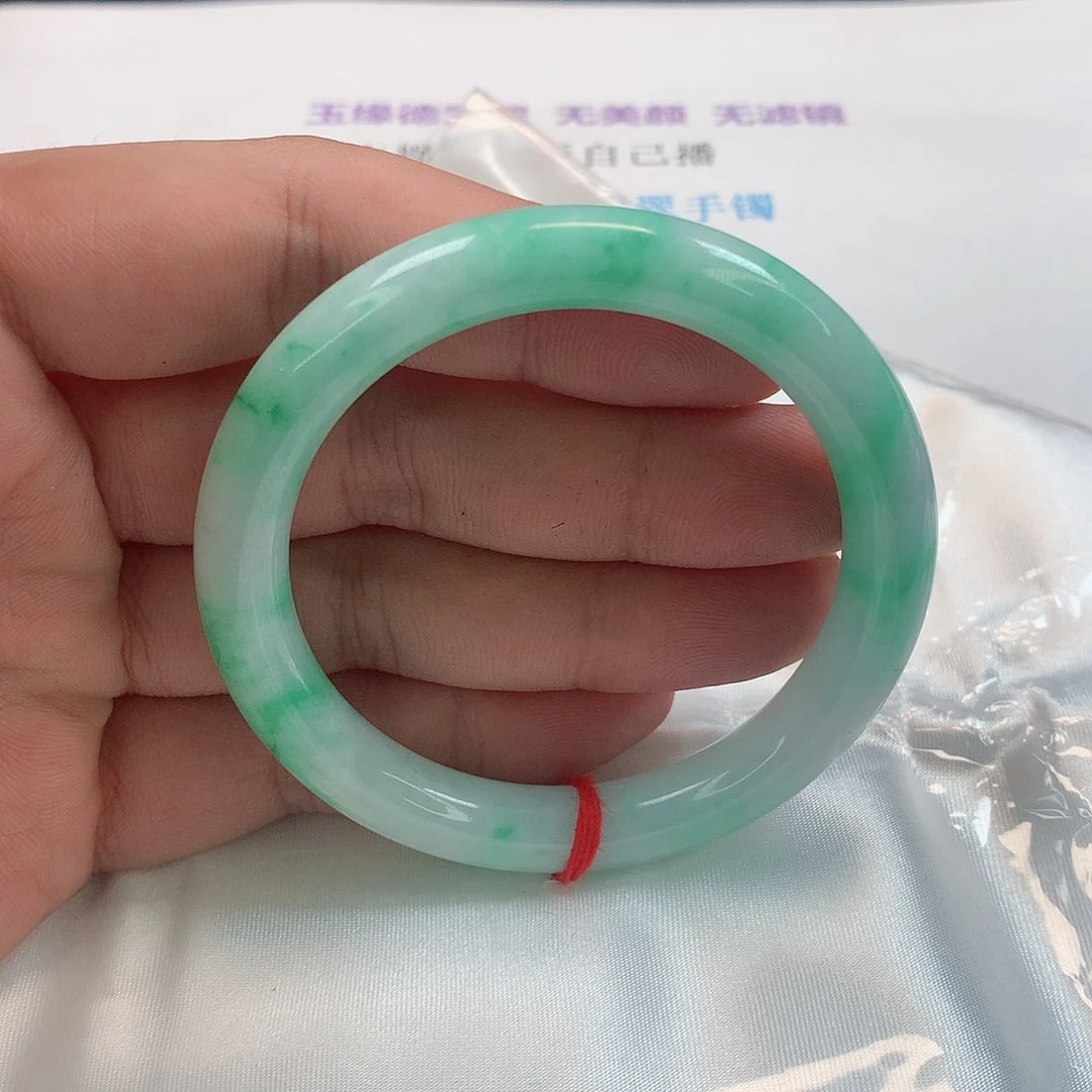 翡翠手镯（圆镯）未镶嵌311号