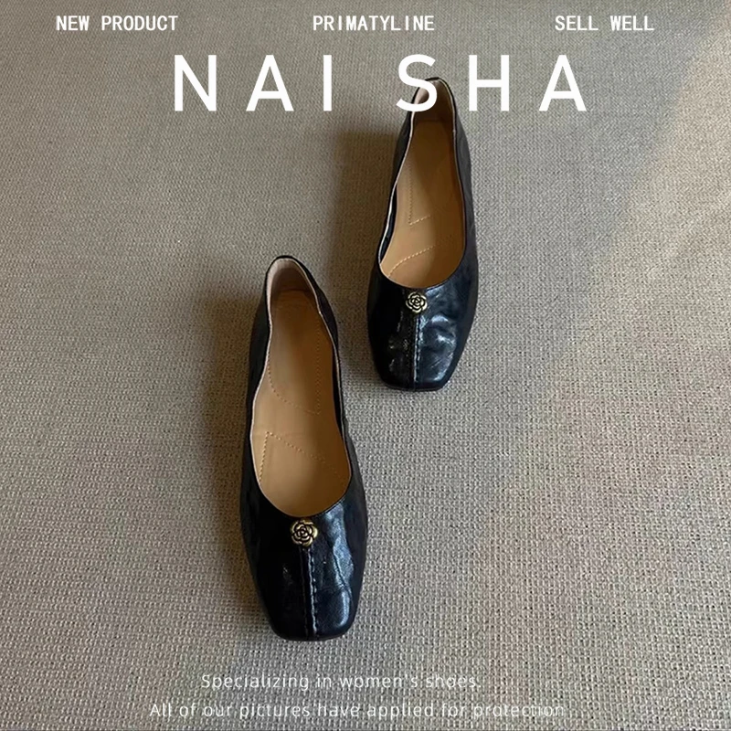 2025春季新款复古气质平底山茶花单鞋女休闲一脚蹬懒人鞋软底浅口