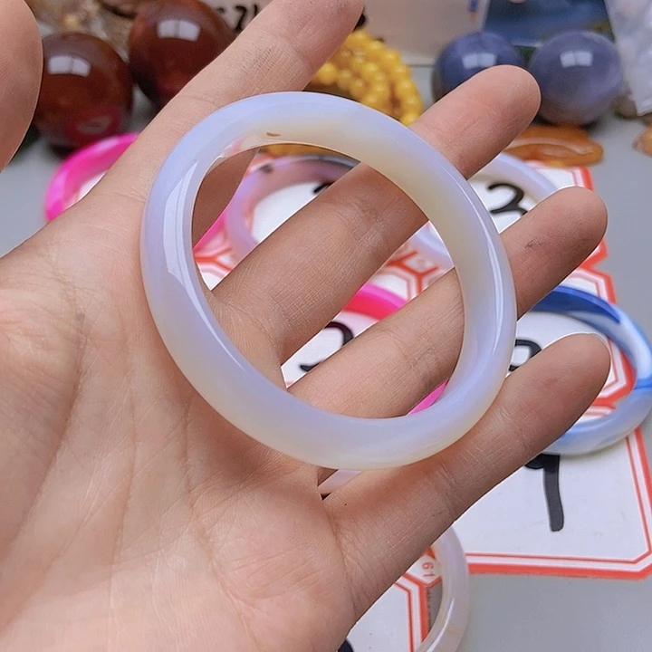 【闪购商品】玛瑙/玉髓未镶嵌珠宝半成品你*人