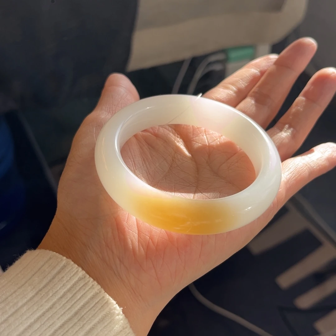 和田玉未镶嵌手镯  「糖白」一级白