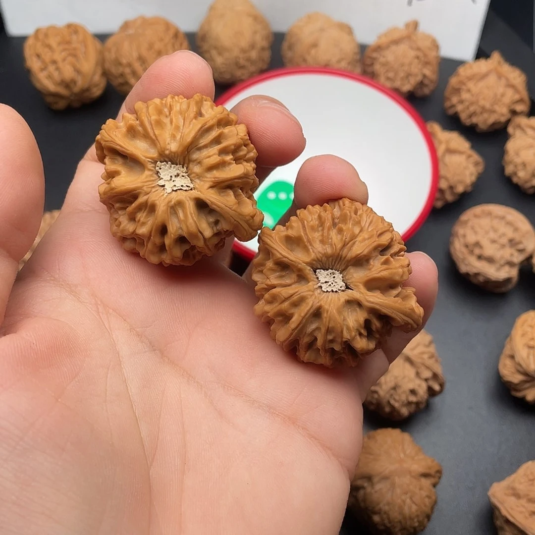 文玩核桃把件诗**方龙门涧