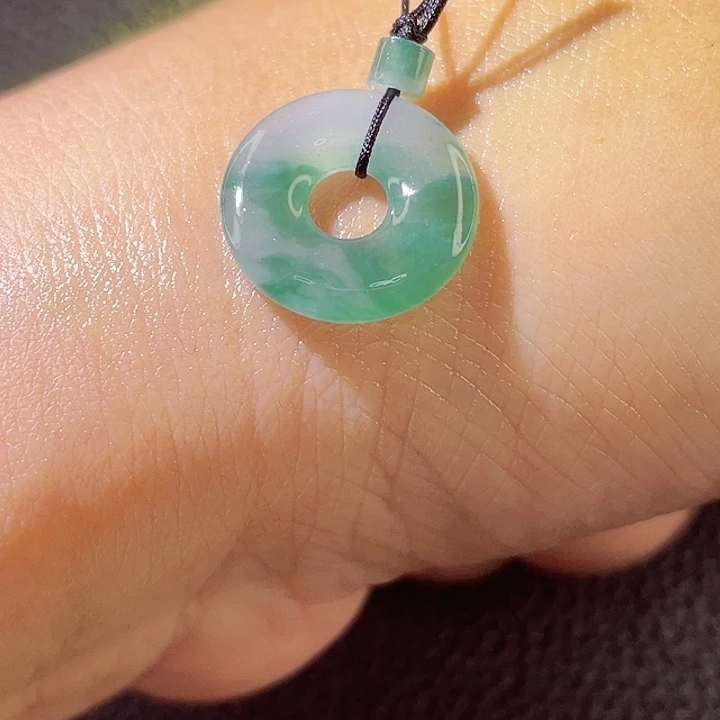 未镶嵌定制翡翠翡翠