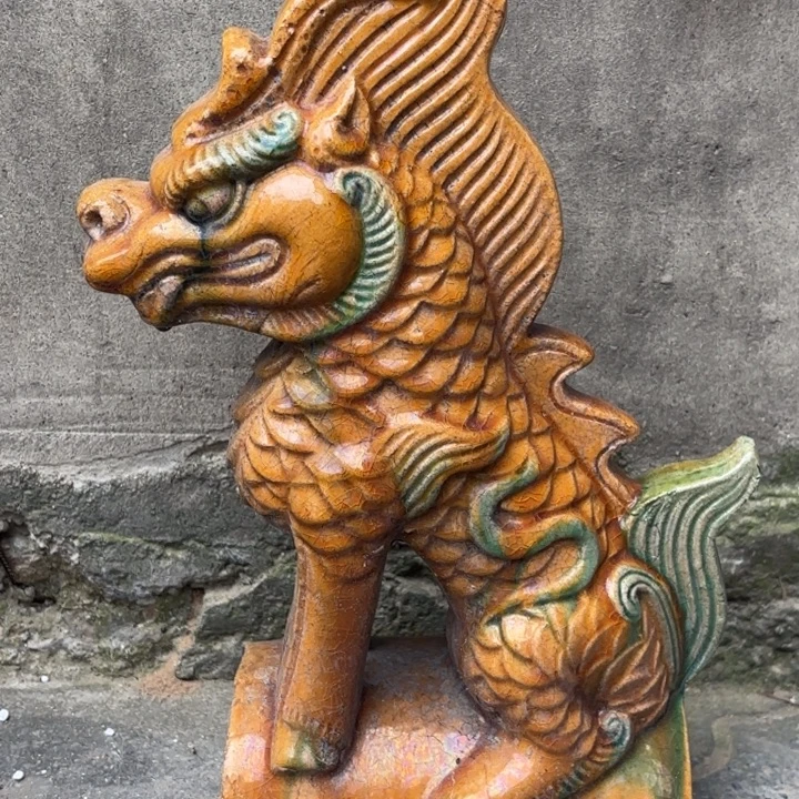 丝***年琉璃三彩獬豸高度30厘米
