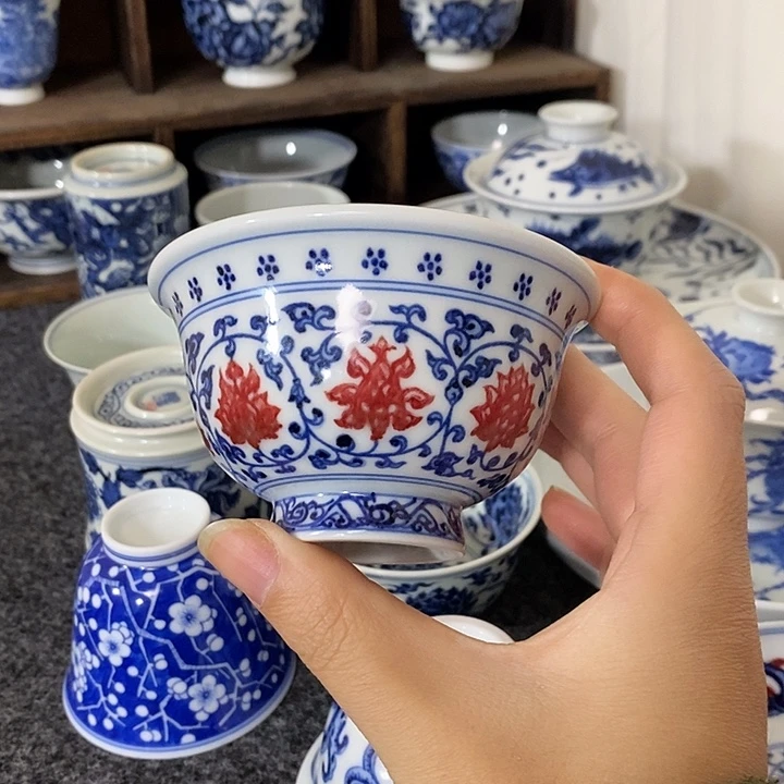 瓷【逸古堂】釉里红缠枝莲压手杯