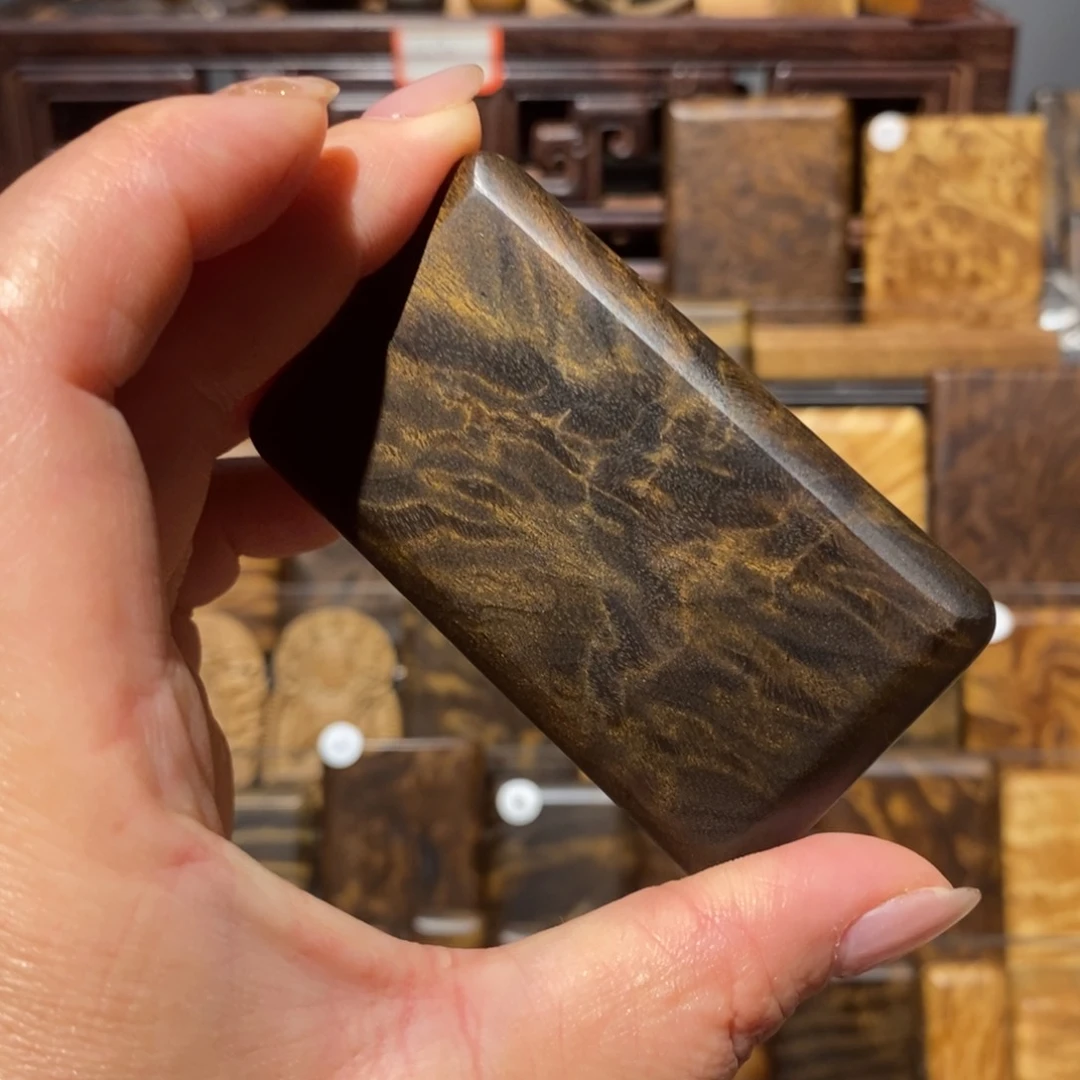 金丝楠无事牌P*e金丝楠木小叶桢楠