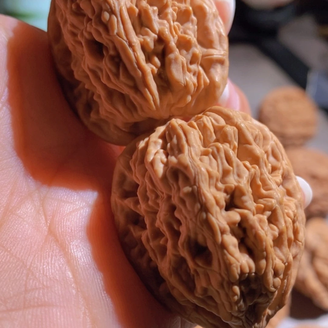 【闪购商品】吊坠文玩核桃虎头王