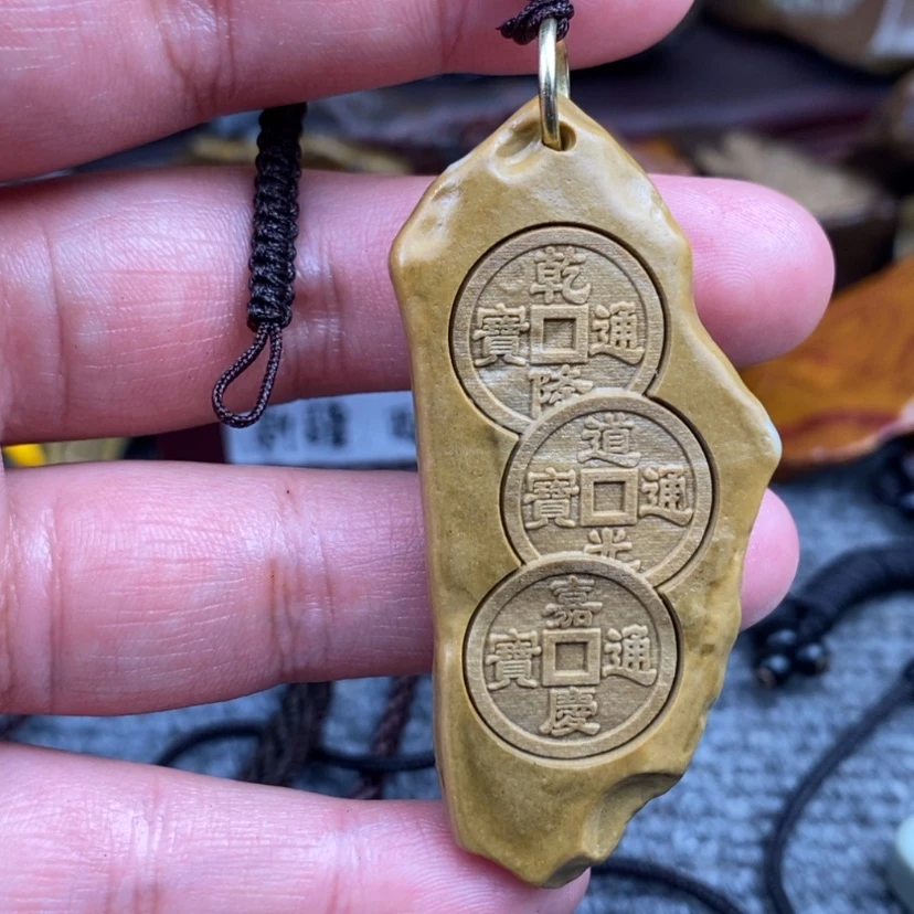 【闪购商品】原石雕刻手把件