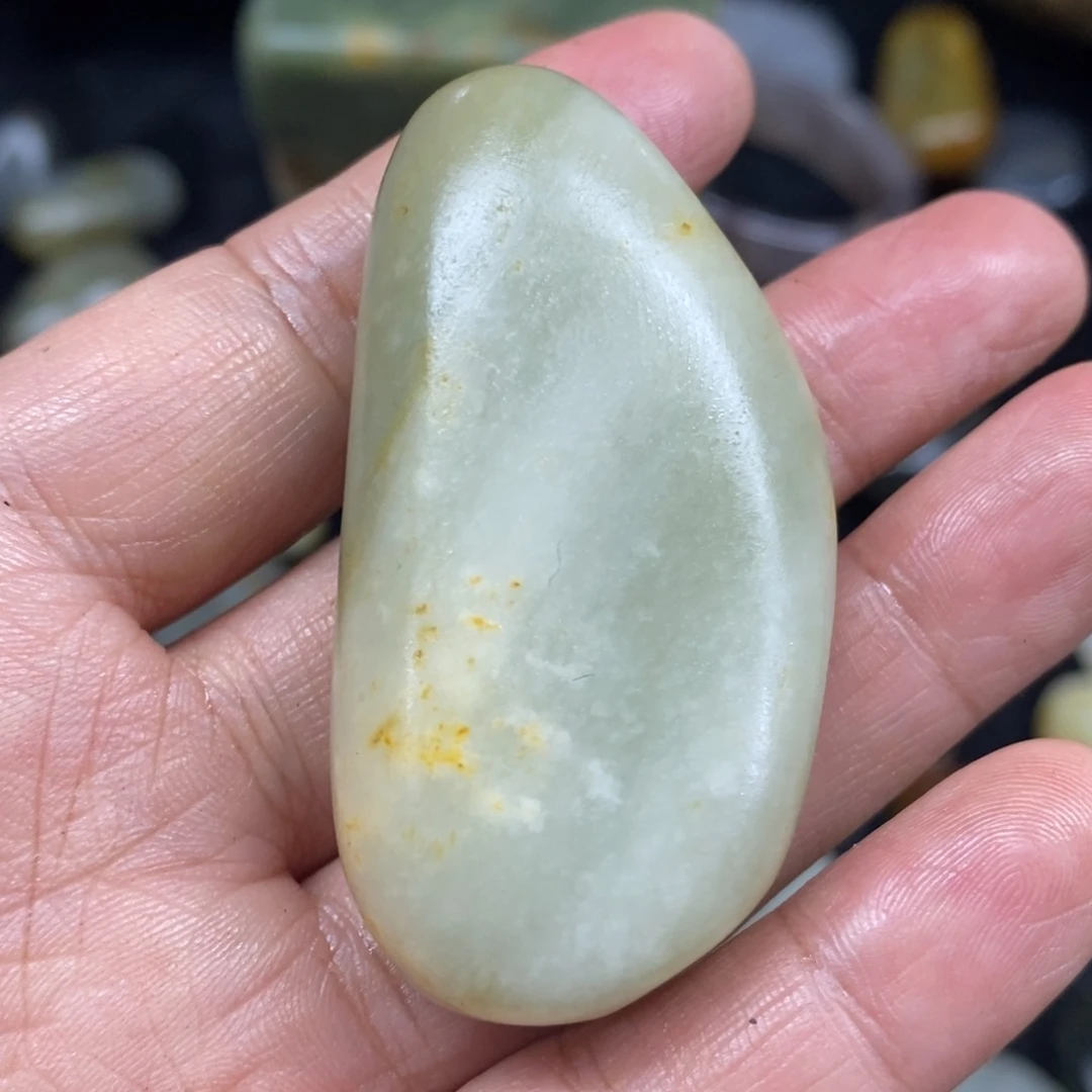 未镶嵌和田玉（糖玉）挂件