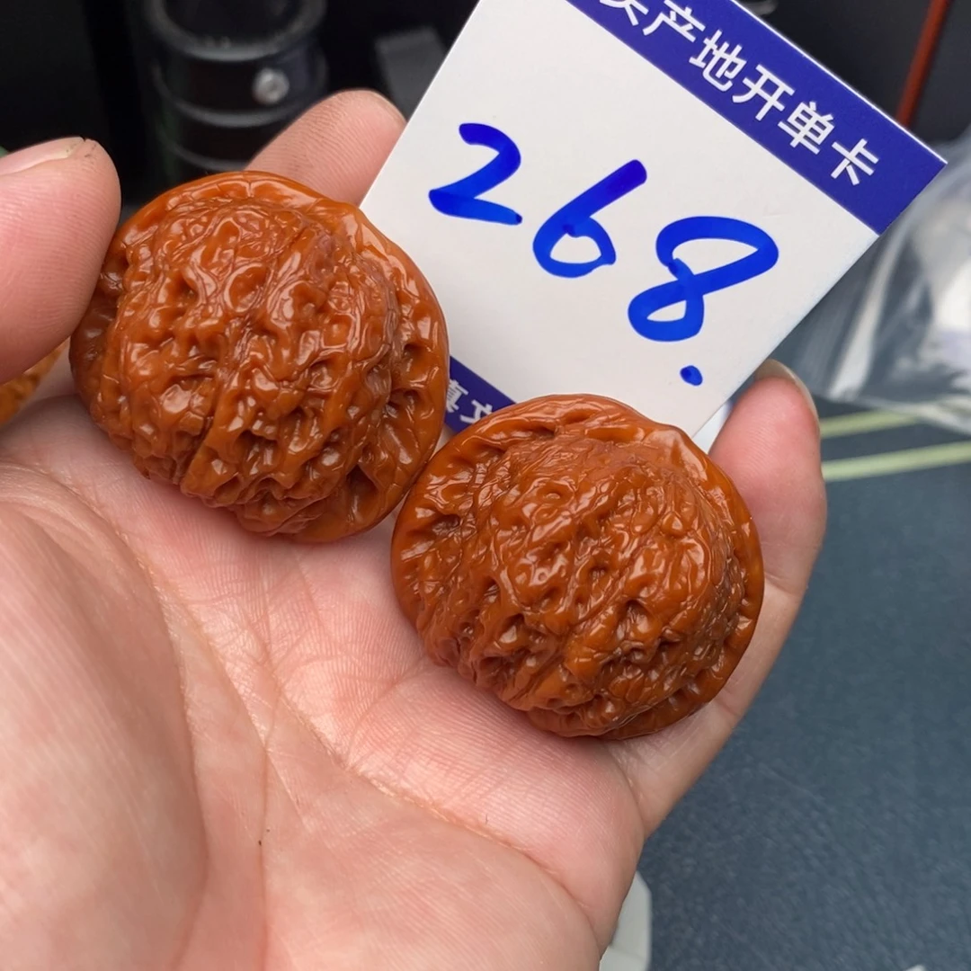 把件文玩核桃血麒麟