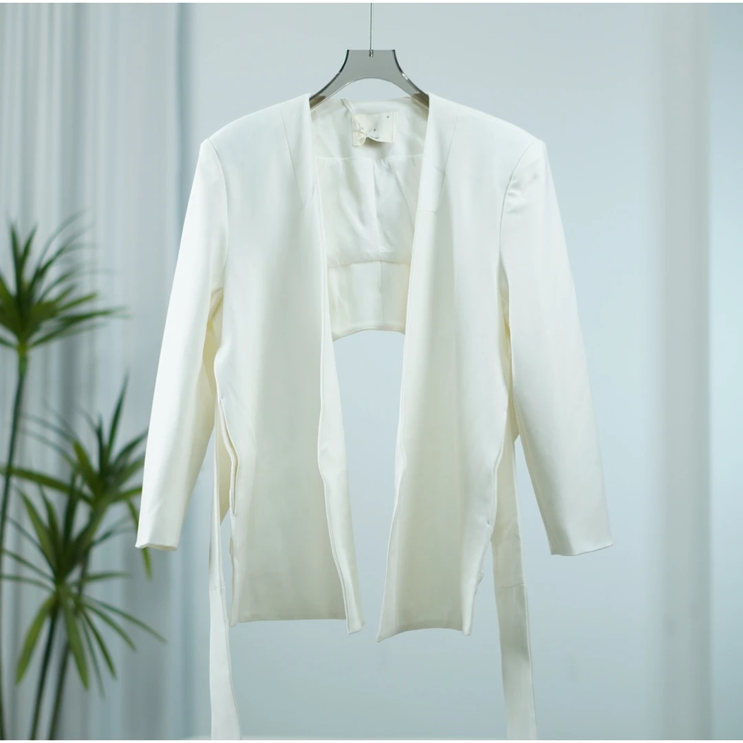 尚系列   E313-5   女装简约时尚短外套白色210421FW11R99