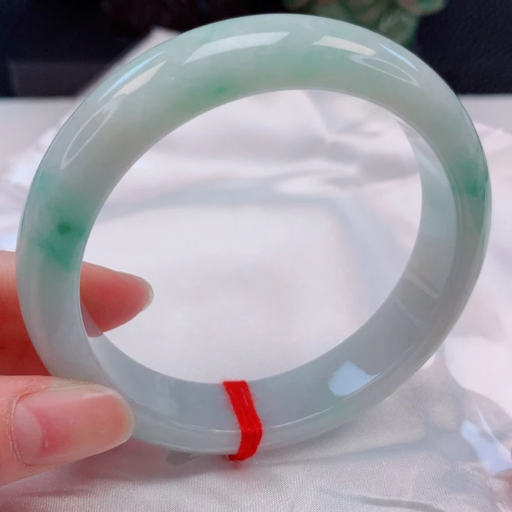 翡翠未镶嵌手镯58圈