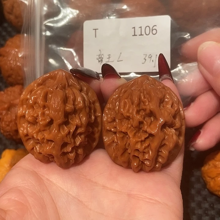 文玩核桃吊坠帝王39