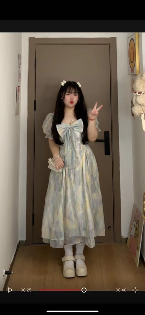 连衣裙印花夏季绣花泡袖气质连衣裙小个子高腰方领初恋夏季吊带裙