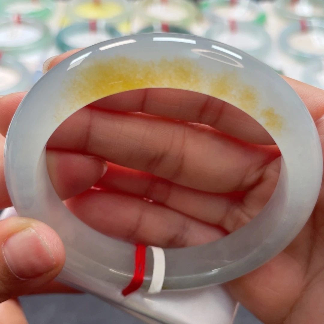 【闪购商品】翡翠手镯未镶嵌56.5冰透油画黄翡26号