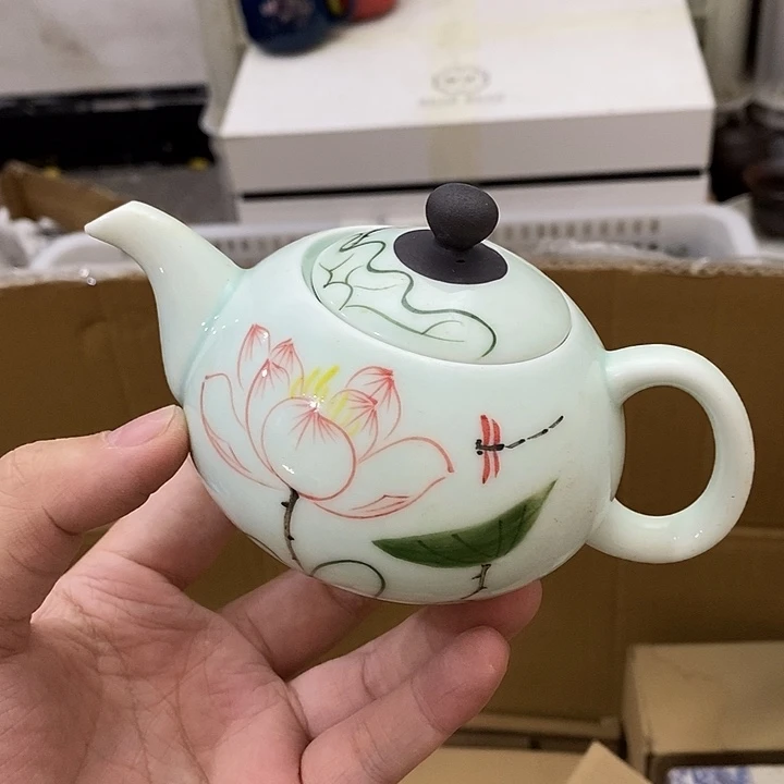 陶瓷艺术品及陶瓷制品