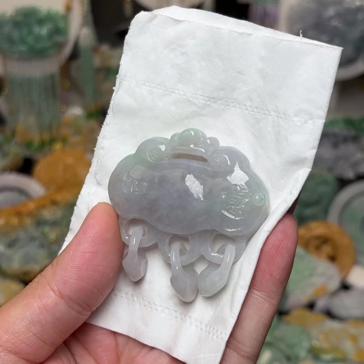 翡翠未镶嵌颈饰吊坠