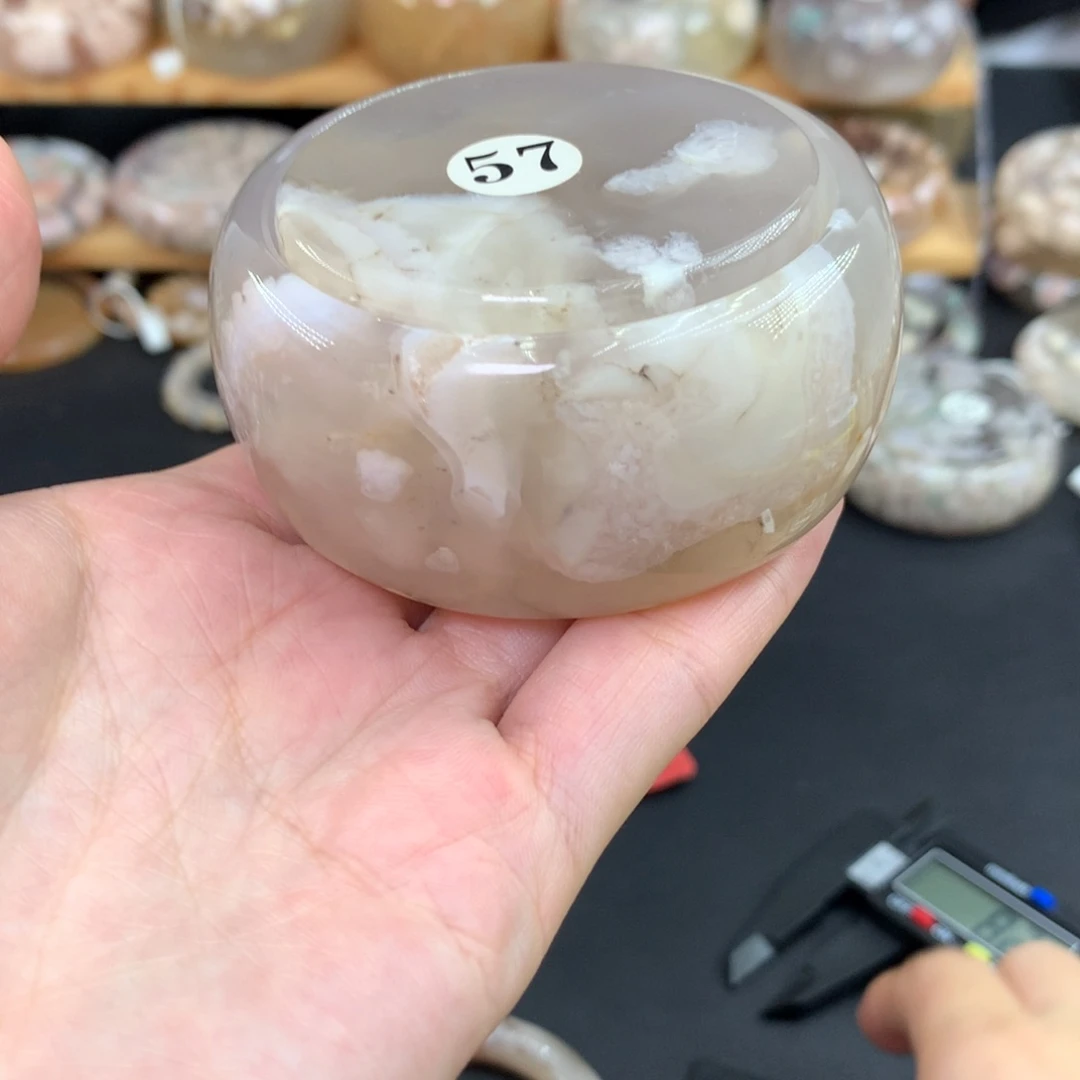 玛瑙/玉髓手镯未镶嵌天然樱花玛瑙圈口57带镯心 （清货瑕）