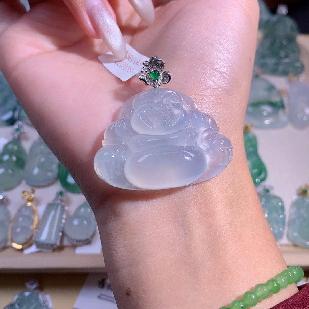 翡翠吊坠(不含链)18K金镶嵌