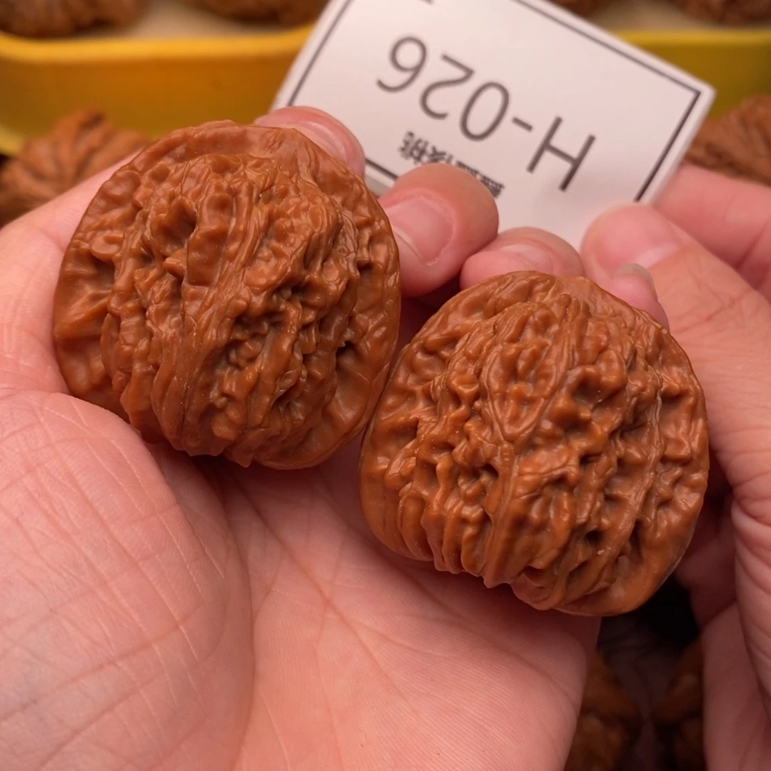 把件桃核山地楼39…..