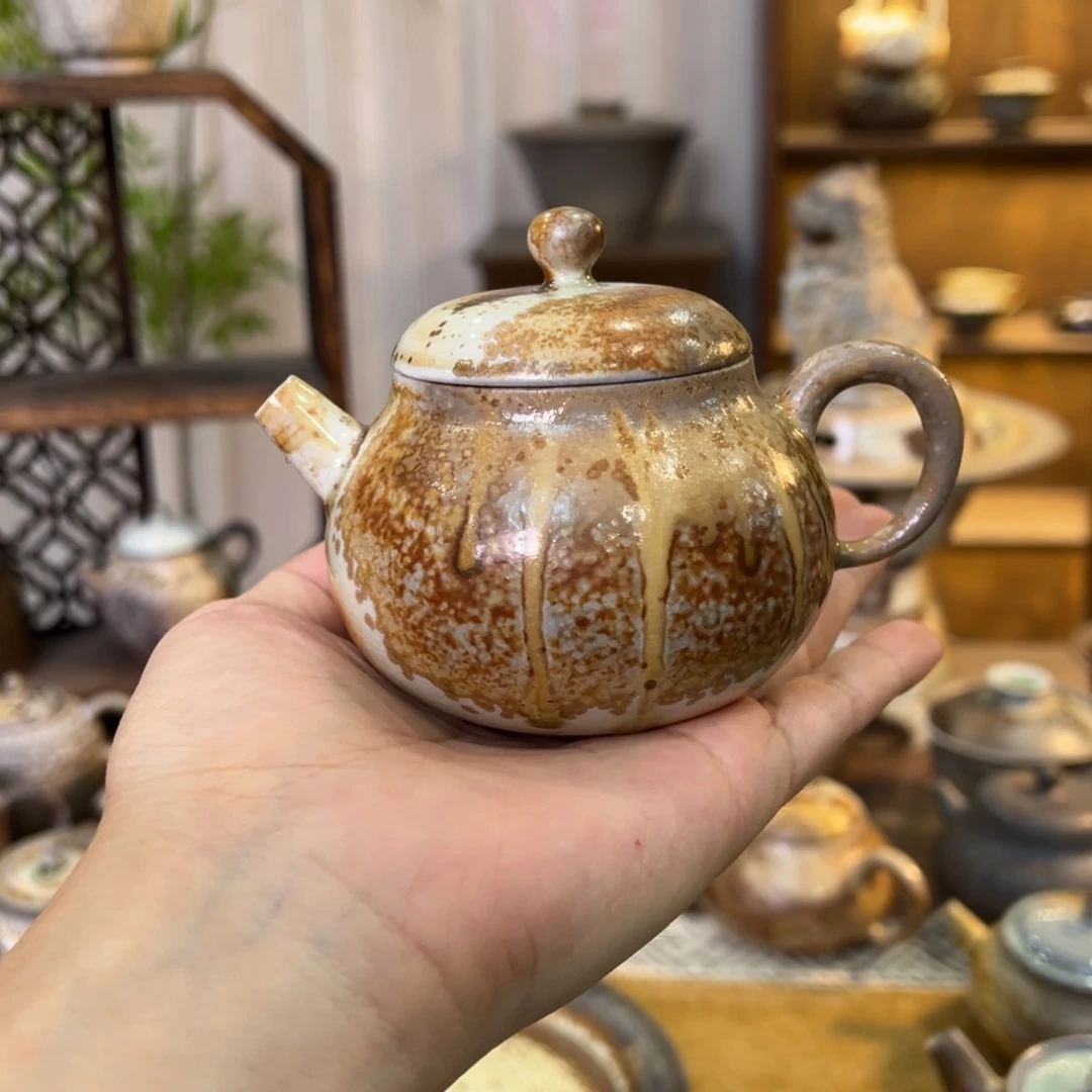 不染柴烧精品梨壶