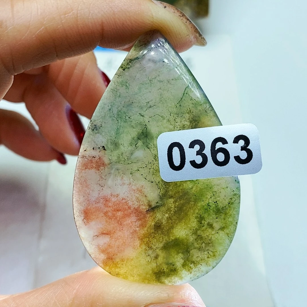 未镶嵌颈饰玛瑙/玉髓洪****8