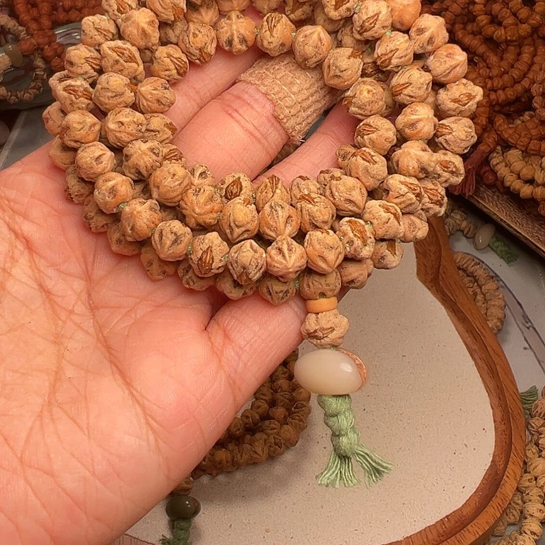 草***熊柏香籽/百香籽吊坠