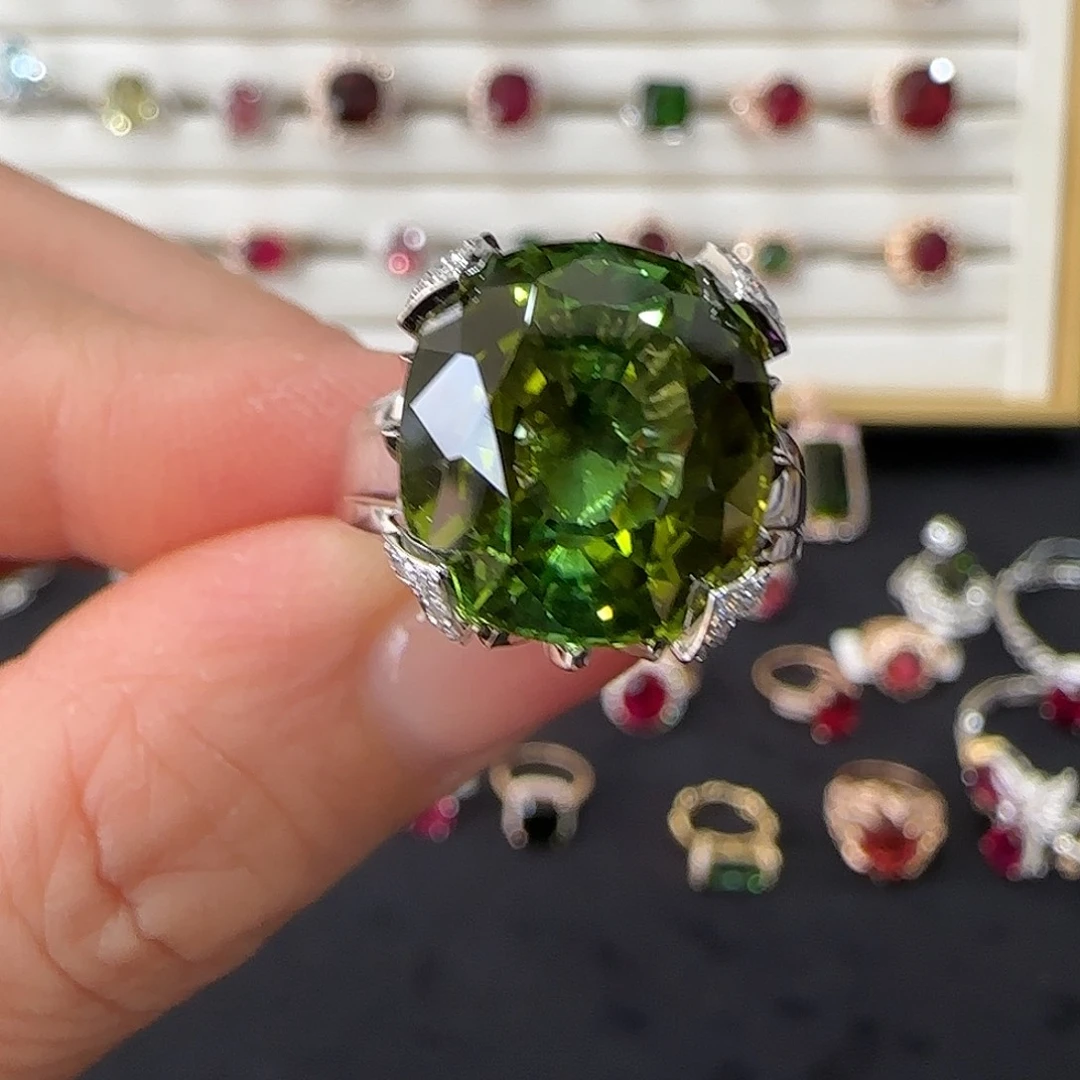 碧玺戒指18K金镶嵌13.3ct