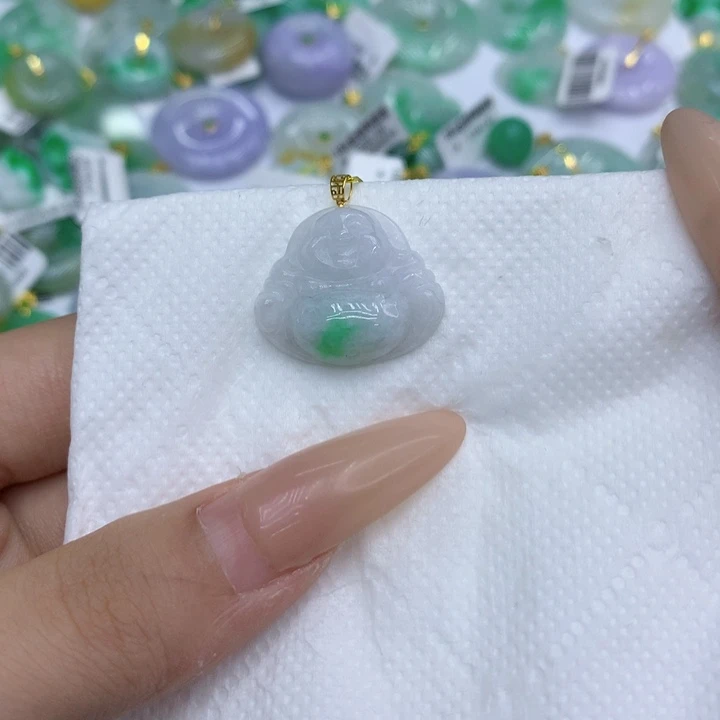 颈饰18K金镶嵌翡翠111111111111