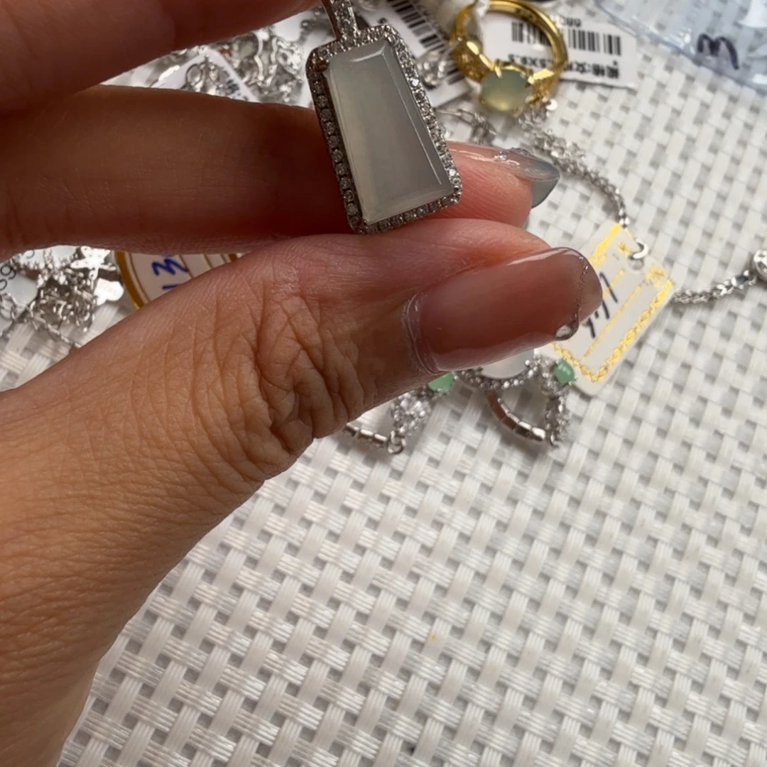 翡翠银S925镶嵌颈饰吊坠